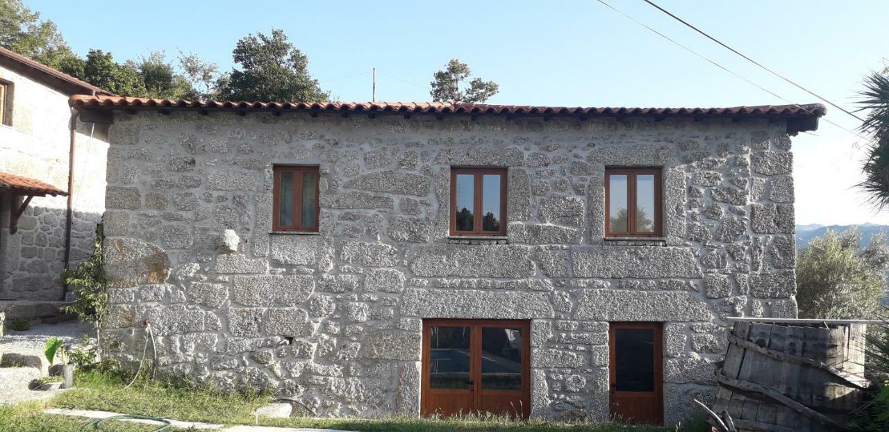 Casa Sambinho Geres Dom wakacyjny Rio Caldo